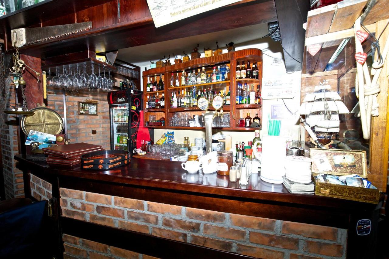 Villa & Restaurant Admiral Nelson هيل المظهر الخارجي الصورة