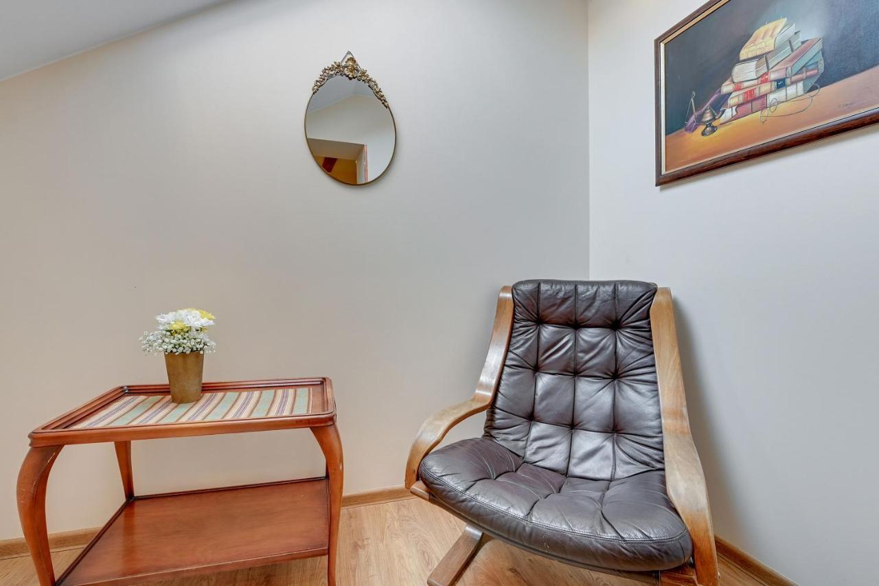 Villa & Restaurant Admiral Nelson هيل المظهر الخارجي الصورة