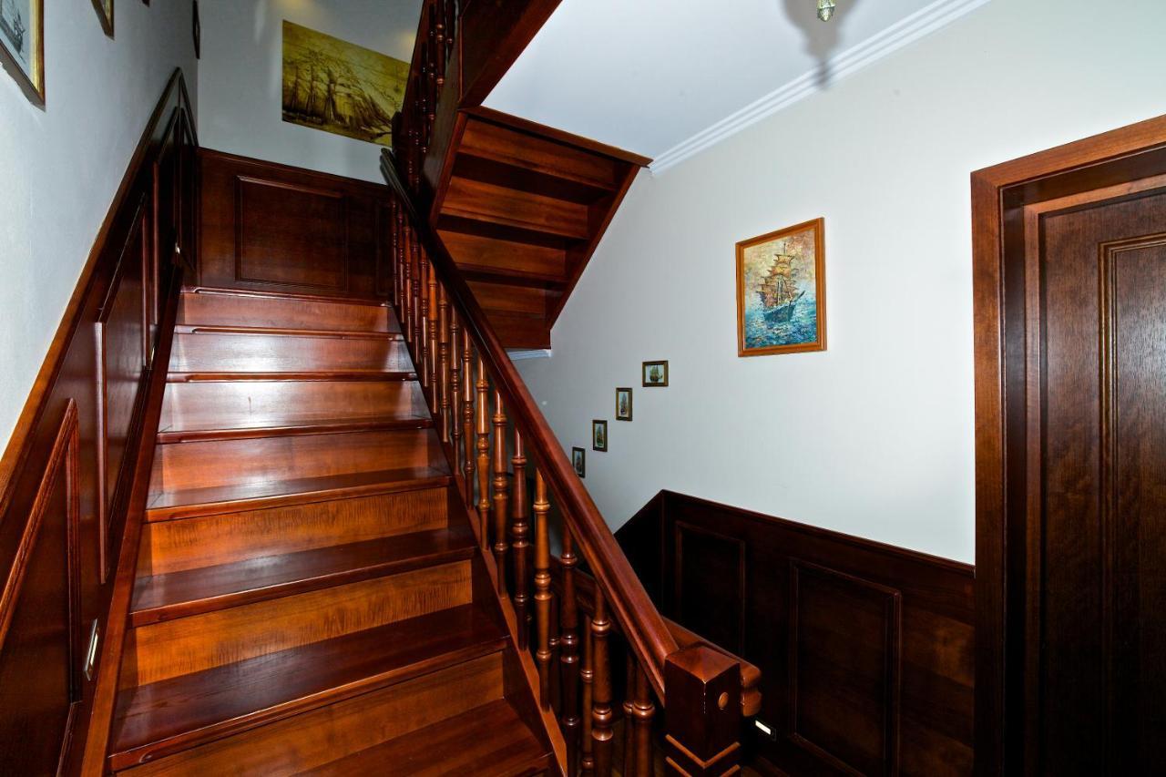 Villa & Restaurant Admiral Nelson هيل المظهر الخارجي الصورة