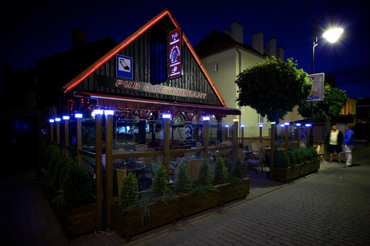 Villa & Restaurant Admiral Nelson هيل المظهر الخارجي الصورة